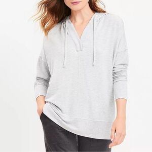 Loft Lou & Grey Signaturesoft V-Neck Tunic Hoodie. Gray Large. NWT